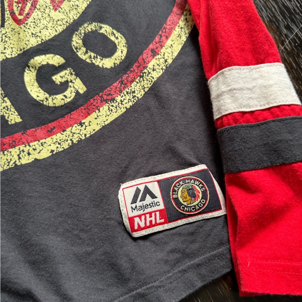 Chicago Blackhawks majestic vintage hockey NHL size Large 
Long sleeve shirt - Picture 4 of 5